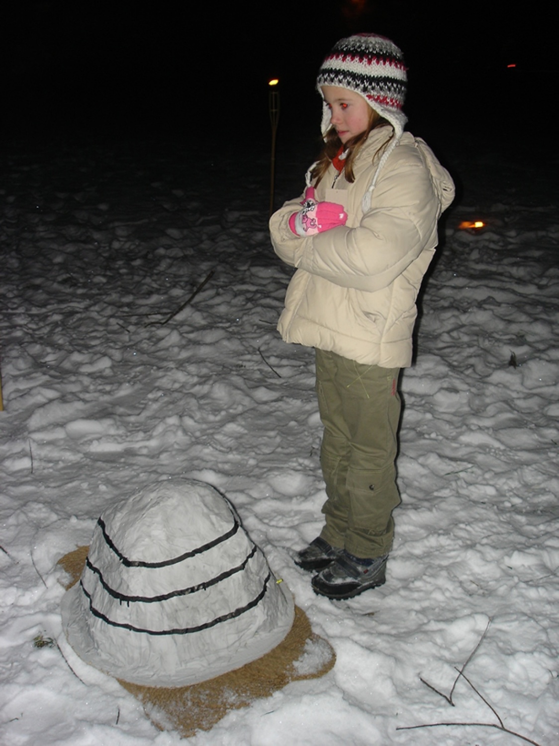 Kdo da dobro besedo za človeškega mladiča?