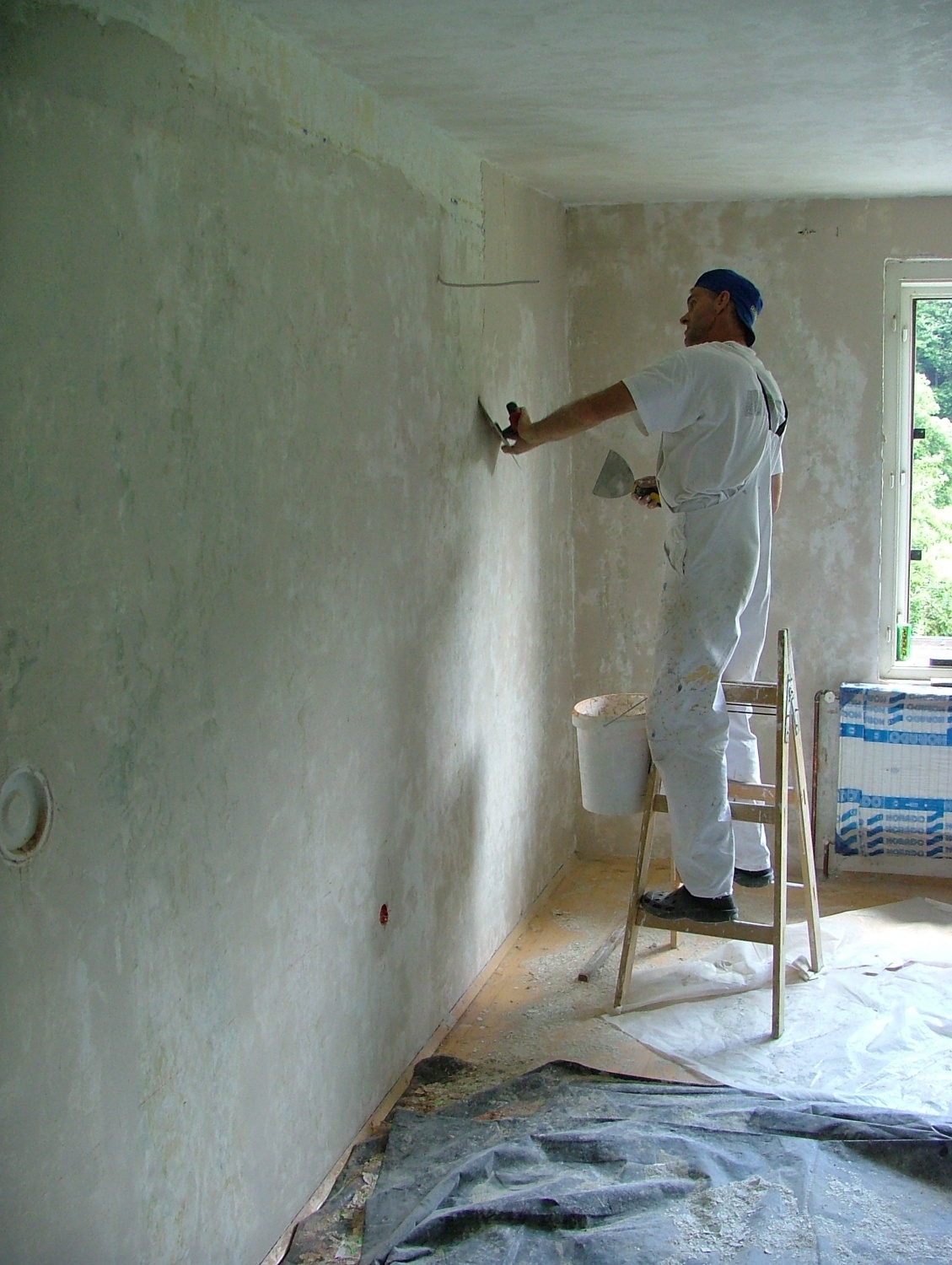 A njegove posledice bodo vidne še daleč v prihodnosti.

Od 3 do 10.7 je v objemu Kočevskih gozdov potekal prvi delovni tabor s katerim smo želeli skavtom približati skavtski dom in seveda hkrati tudi pospešiti obnovo.