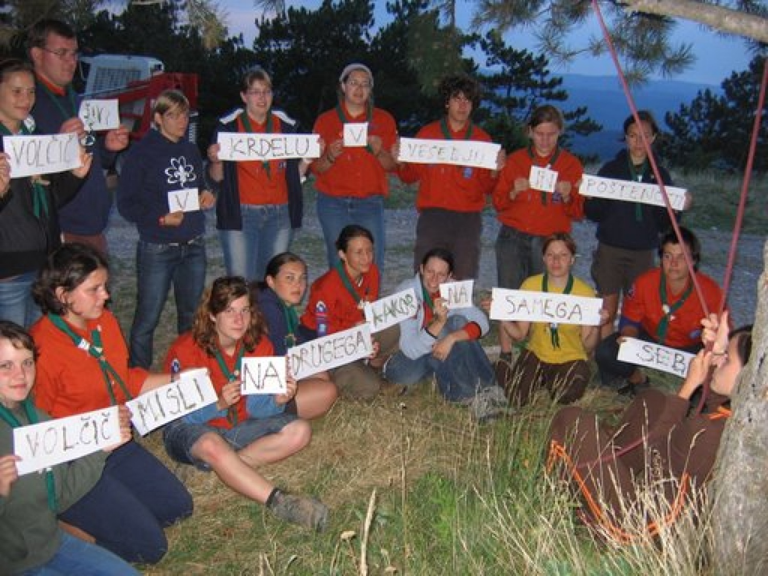 Lahko bi napisali preprosto: »Lepo vabljeni na TŠ Metoda VV, ki se bo od 4. do 9. avgusta odvijala na Sv. Ani v Halozah. Prijave so že odprte. Rok za prijave se izteče 26. 6. 2009, zato pohiti.« Pa ne bomo!