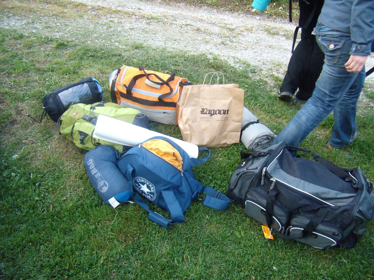 slikanje pred vhodom