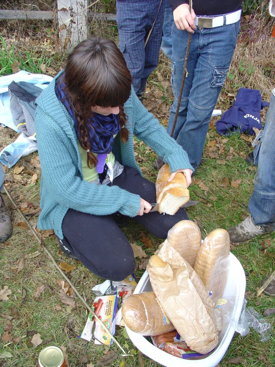 kako smo Kamničani jesenovali v naši skavtski hiši v Trbojah