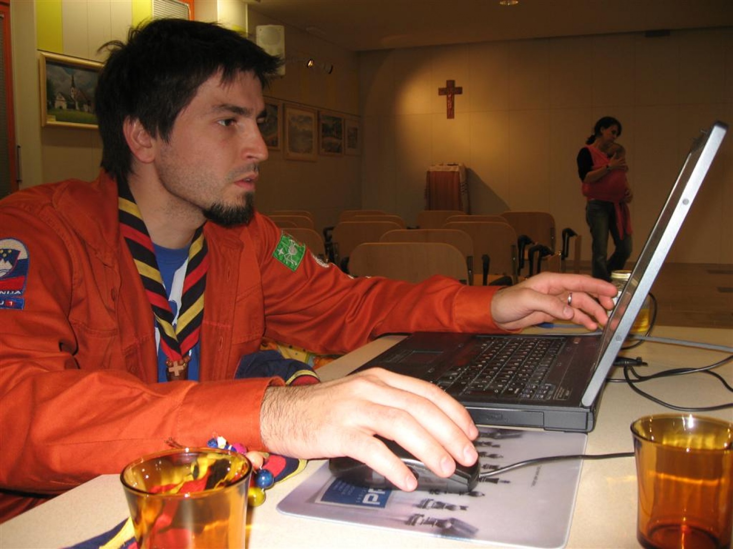 Delo je z manjšimi motnjami teklo tudi med uspavanjem otrok.