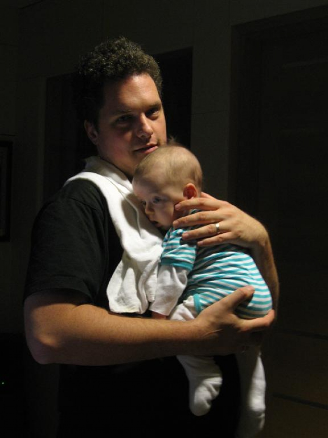 ... z vmesnim uspavanjem najmlajših.