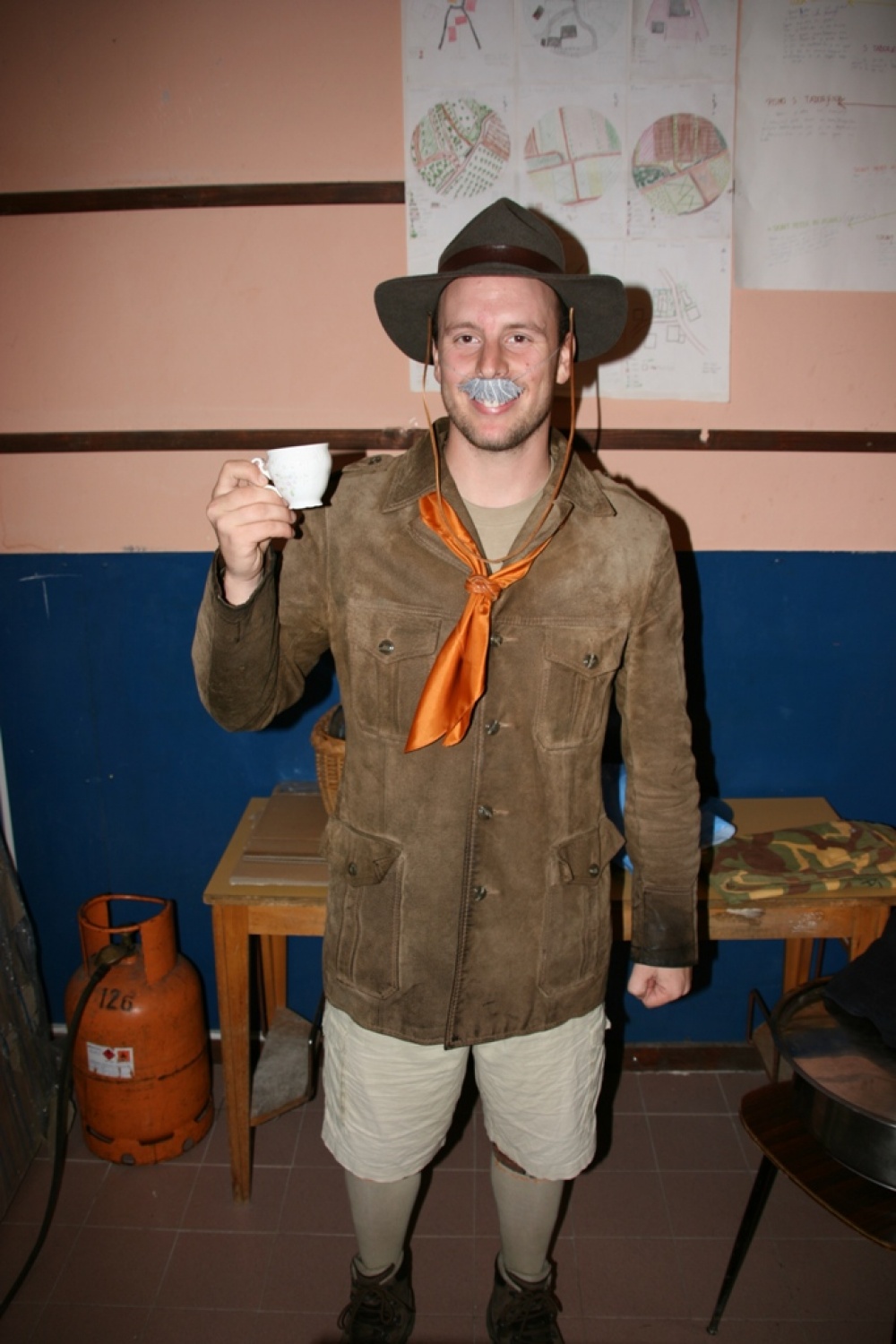 Baden-Powell ob angleškem čaju