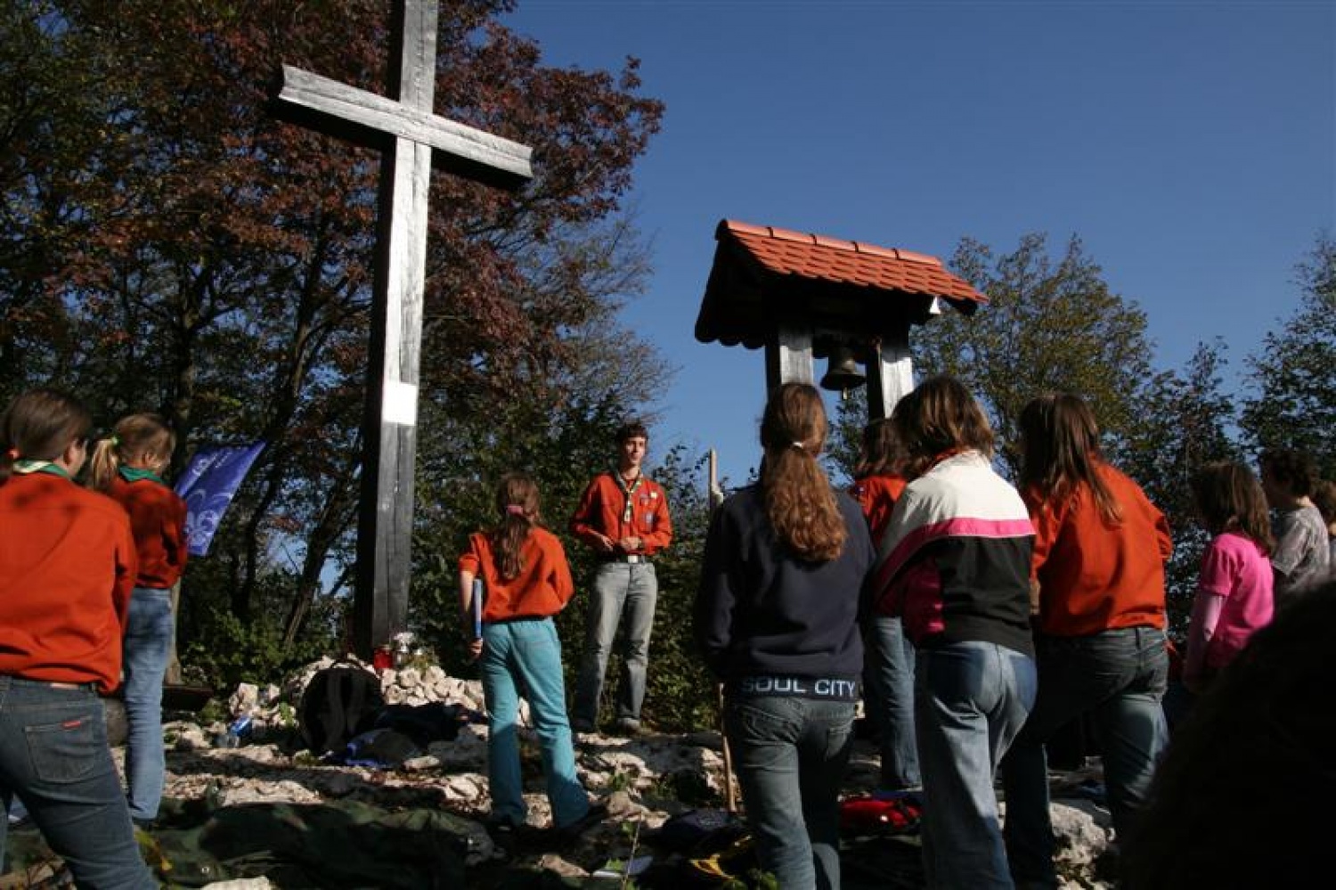 Slike s prehodov in začetka skavtskega leta stega Postojna 1
