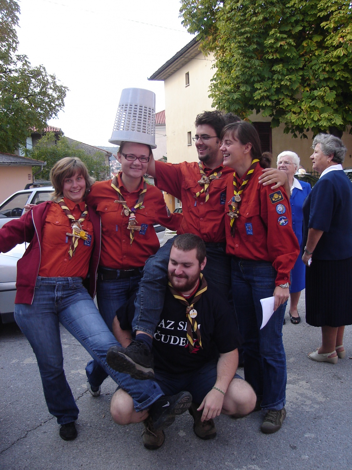 novi stegovodkinji se bo dal koš na glavo...povdarek mamo na ekologiji...