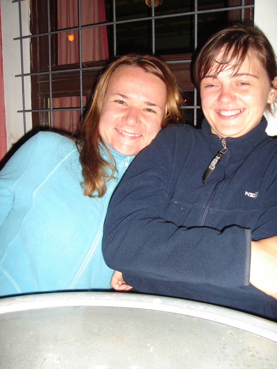 stara in nova Akela...smrk, smrk