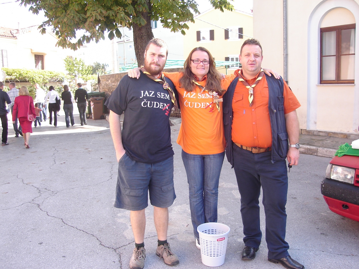 Pa še novo vodstvo...(oni so tudi čudni - čudeži)