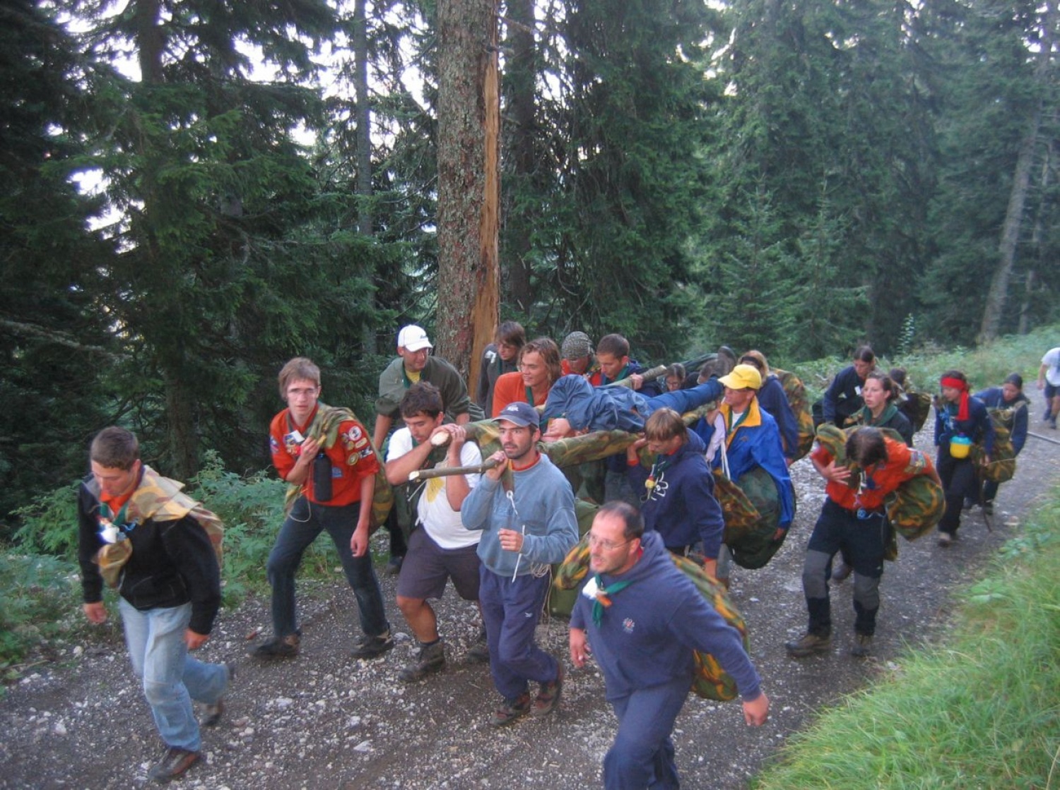 Zvit gleženj...te bomo že nesl gor