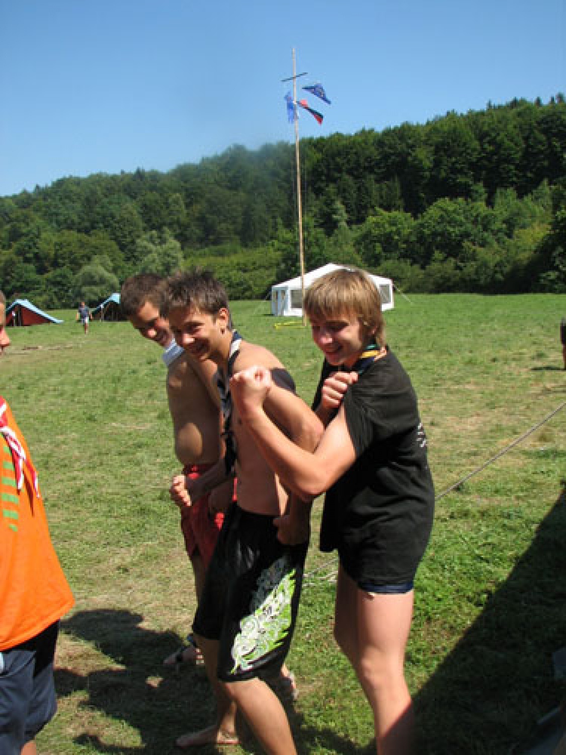 slikice s prvega tzv-ja