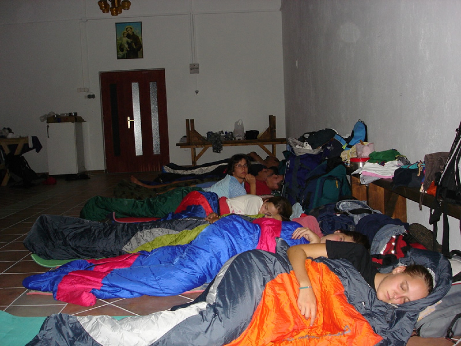 Udobna tla z avtomatskim hlajenjem.