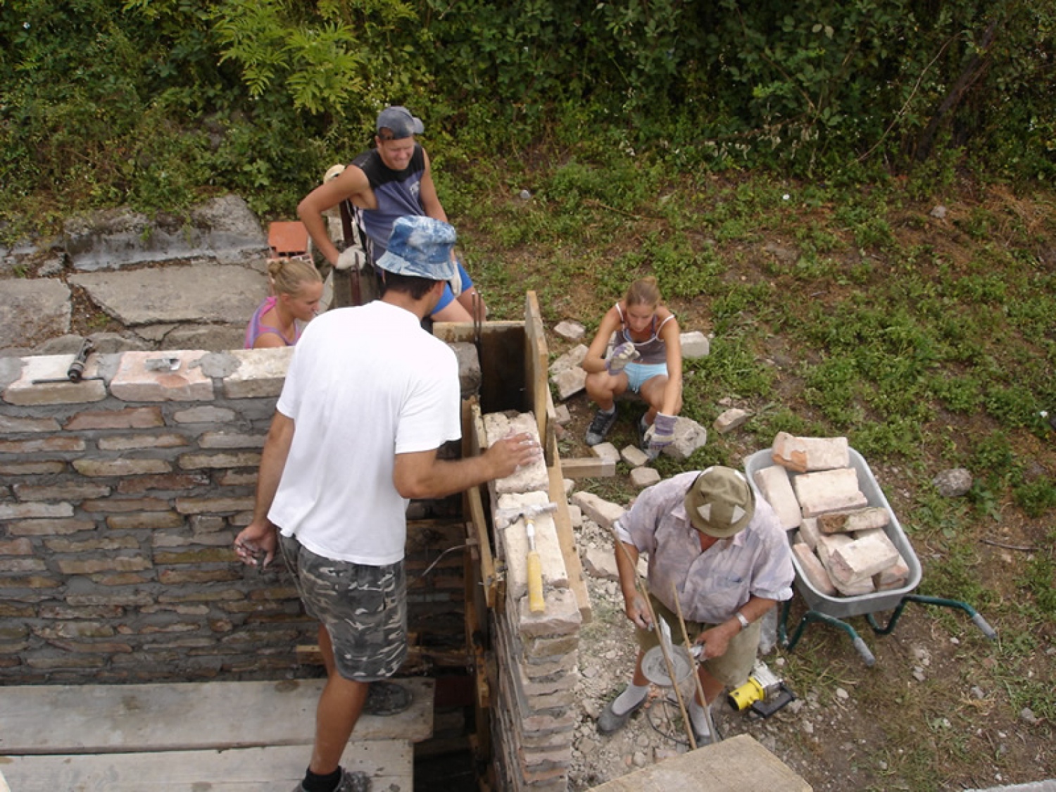 Popravilo čudno postavljene stene.