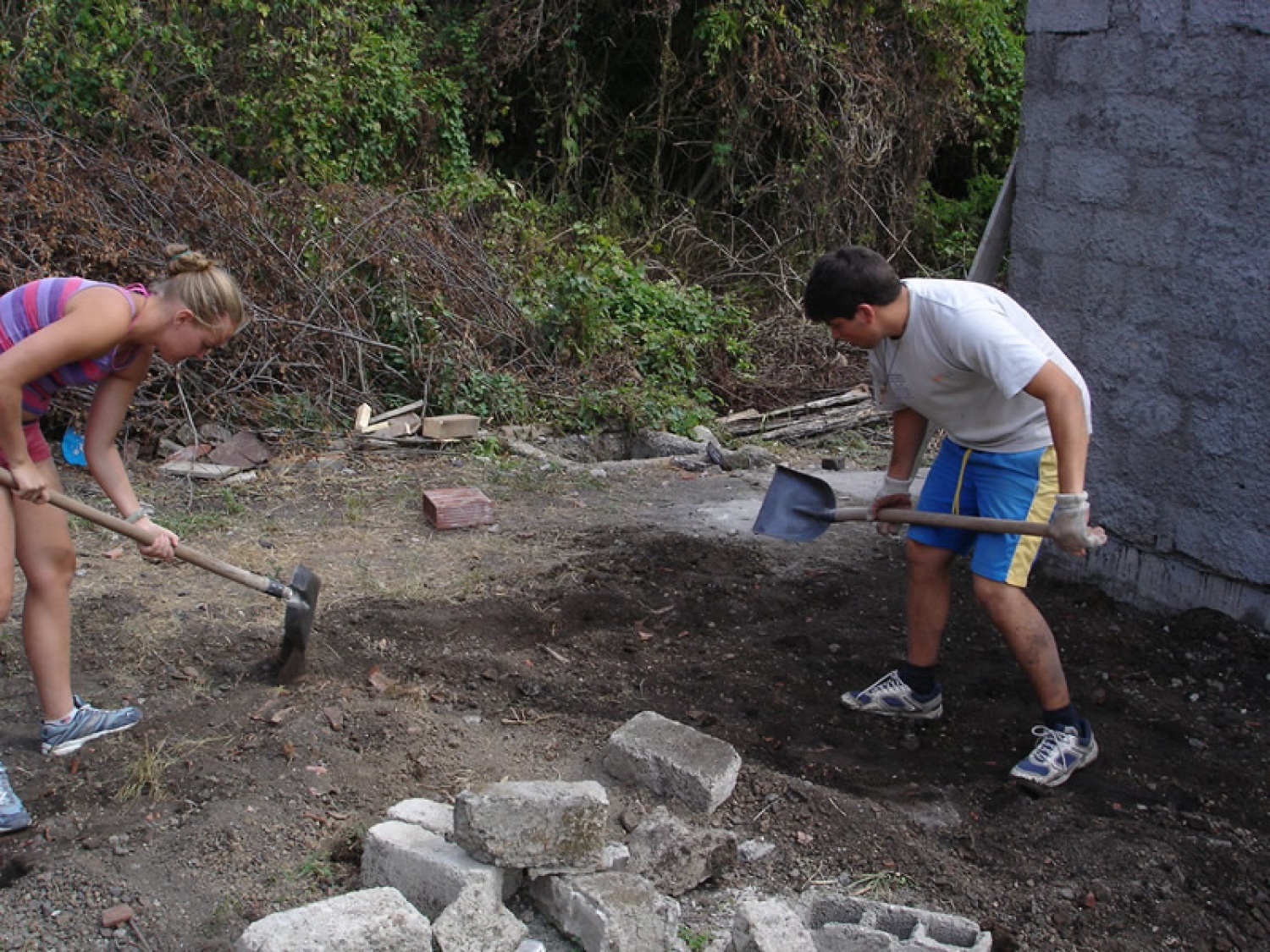 Pokopali smo slabo voljo.