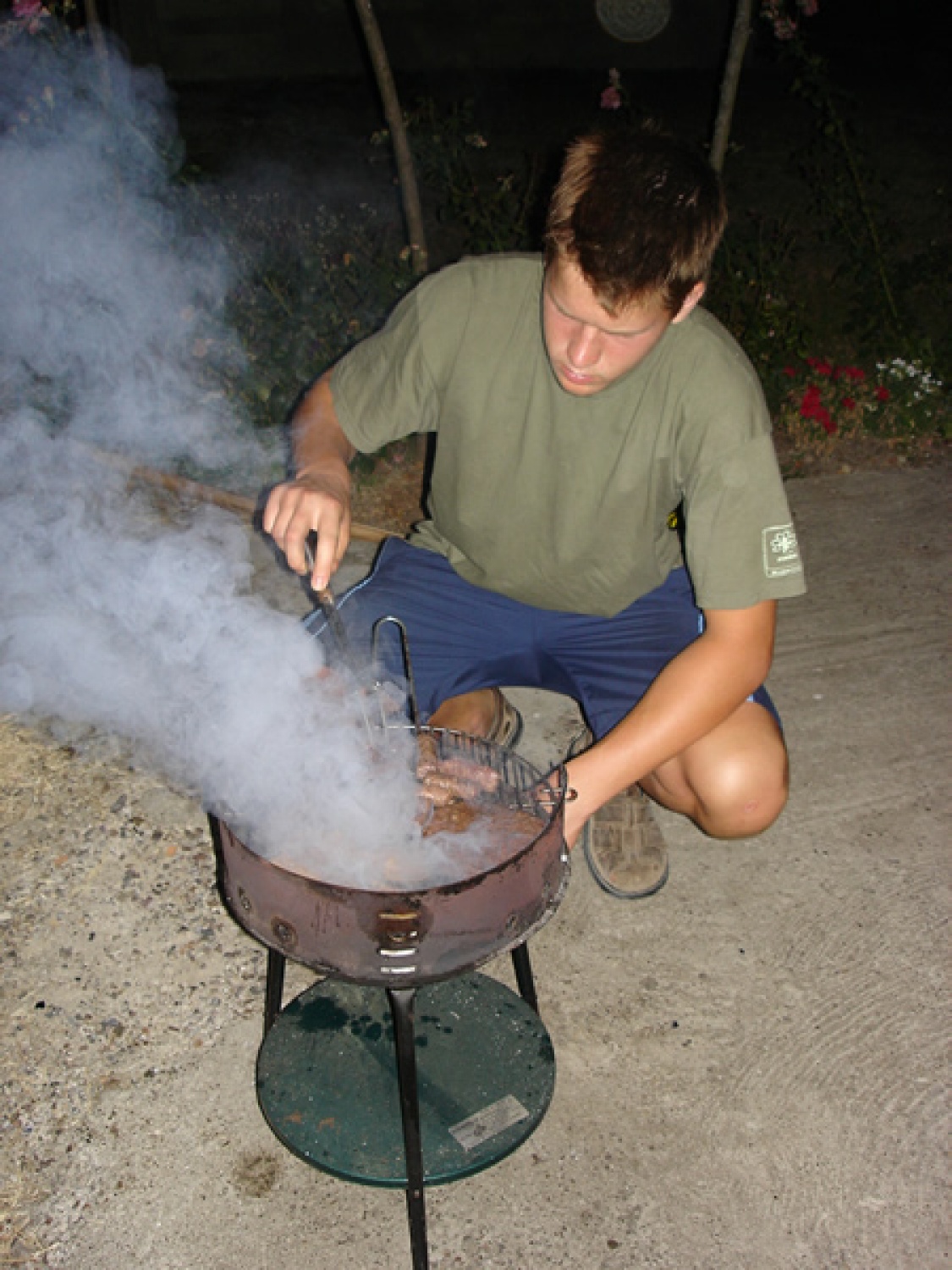 Pleskavic, čevapćići! Pri Jovotu ni tako dobro.