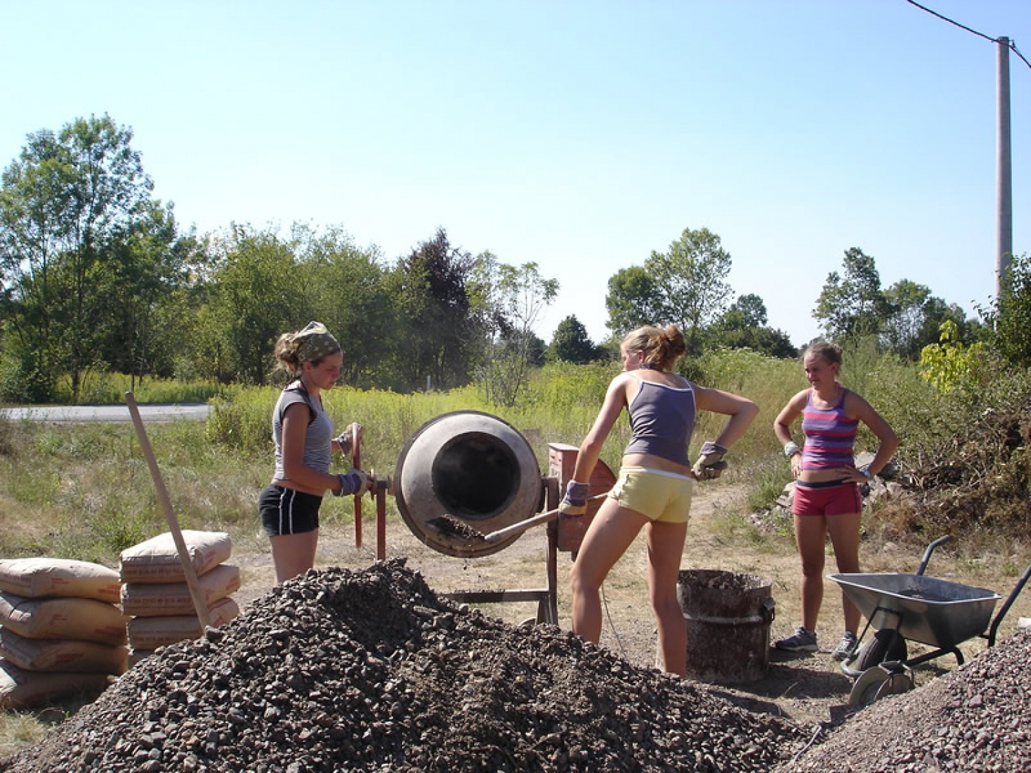 Punce delajo čokolešnik.