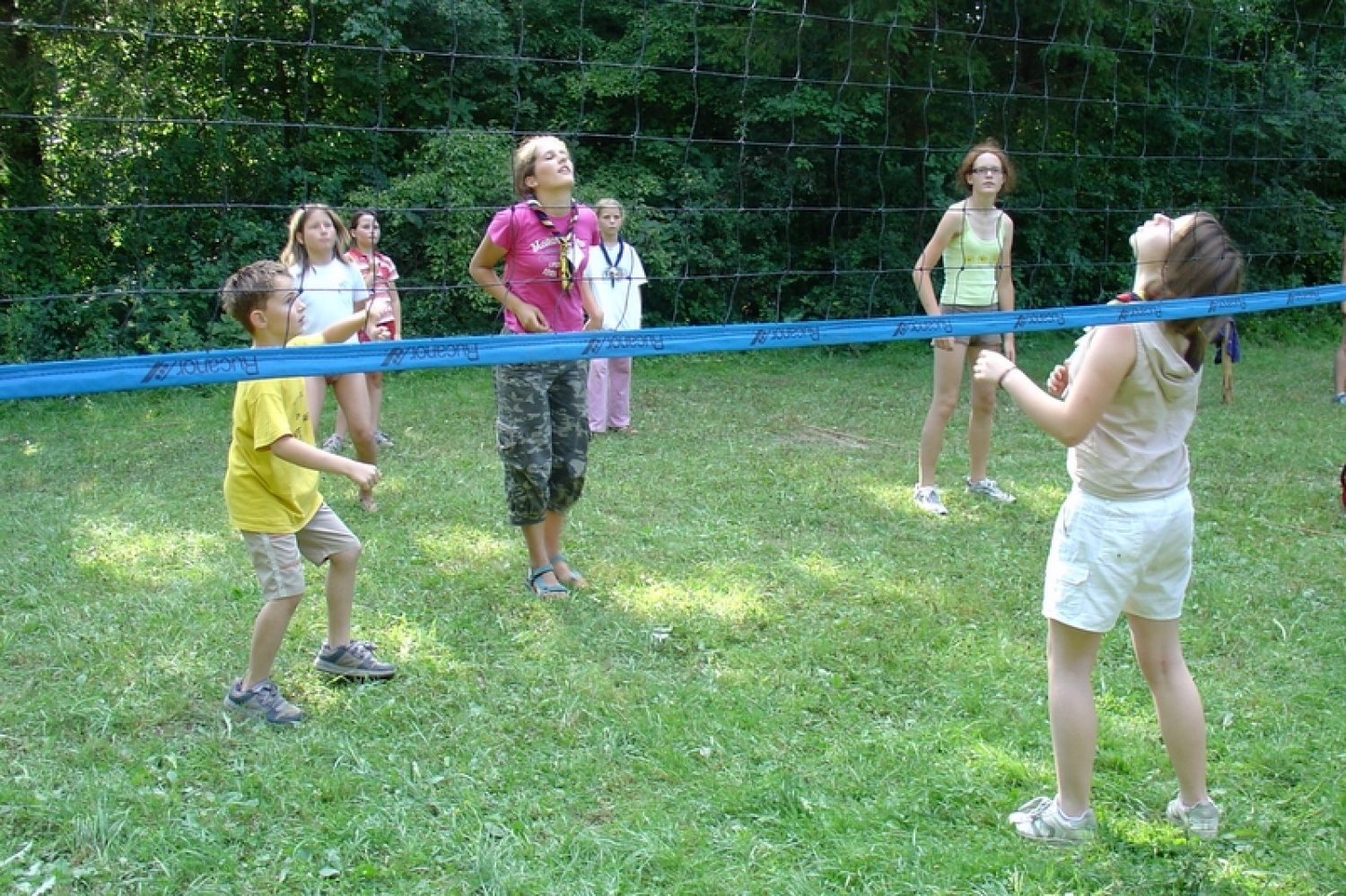 Več kot 60 članov Triglavskega stega se nas je prejšnjo nedeljo, po koncu Kvajdeja zbralo na Suhi pri Predosljah, kjer smo na skupnem taboru štiri dni praznovali 15 let delovanja našega stega.