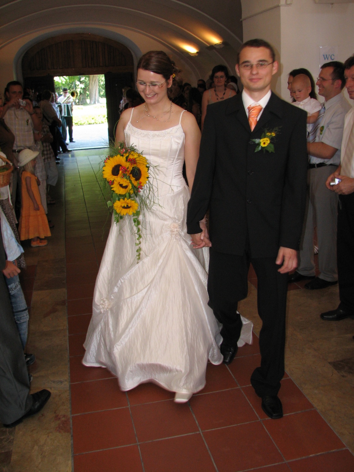 Slike s poroke Kristijana in Alenke Bratuša