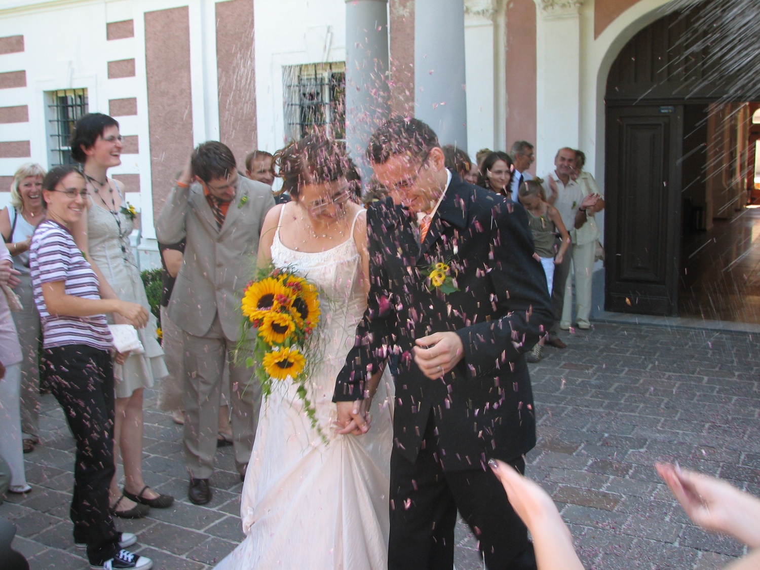 Slike s poroke Kristijana in Alenke Bratuša