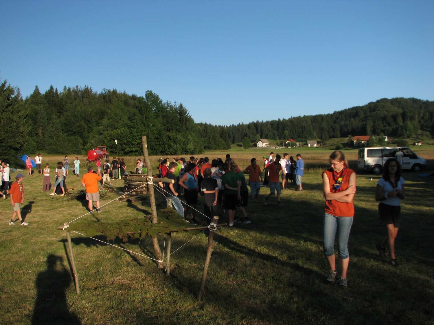 Povzetek dogajanja prvega dne Marmeljade 2007 (uvodna prireditev in dogajanje po vejah)