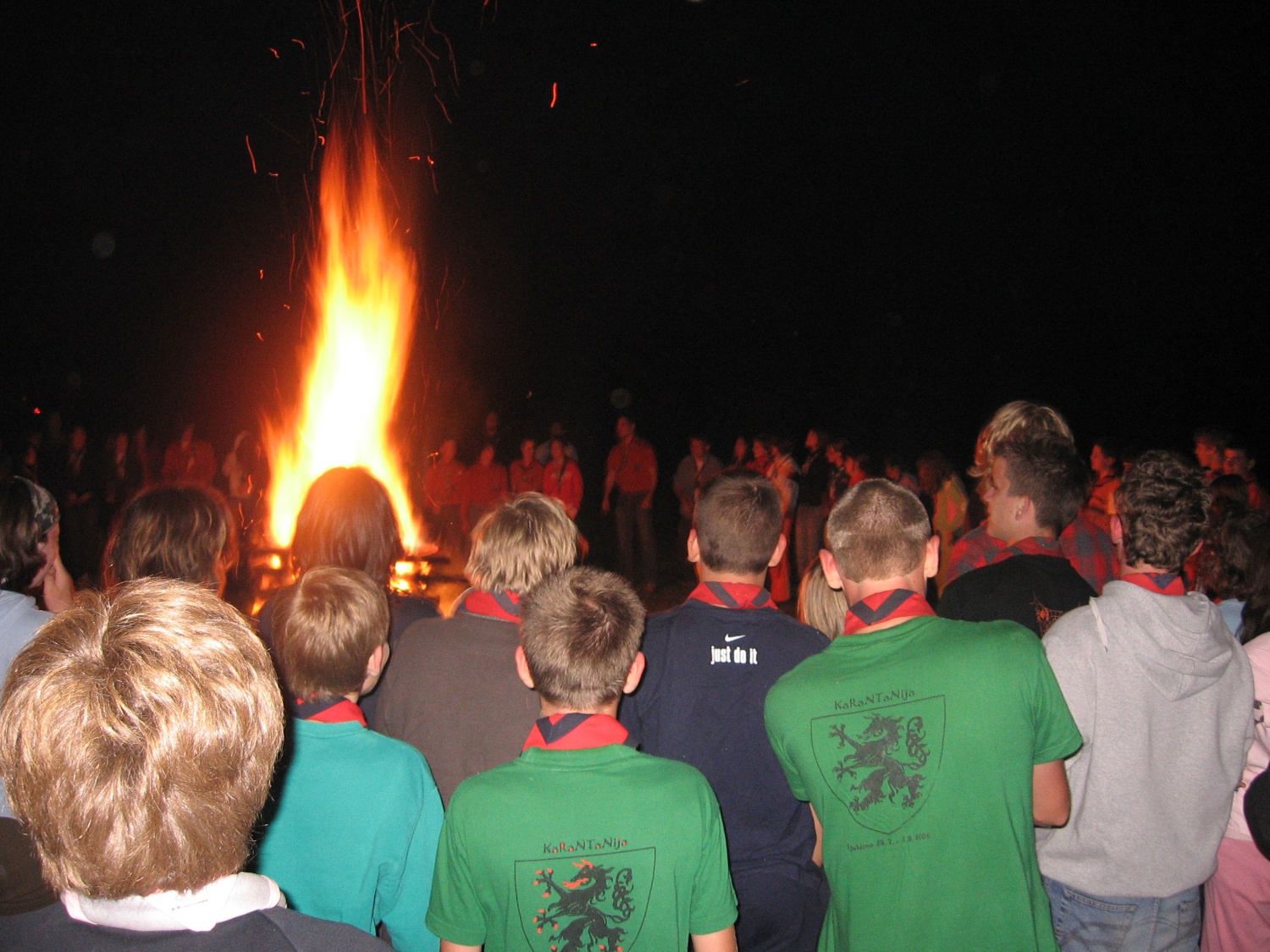 Povzetek dogajanja prvega dne Marmeljade 2007 (uvodna prireditev in dogajanje po vejah)