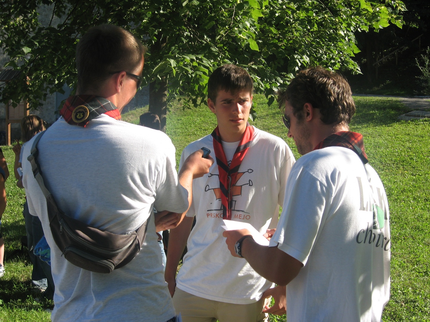 Povzetek dogajanja prvega dne Marmeljade 2007 (uvodna prireditev in dogajanje po vejah)