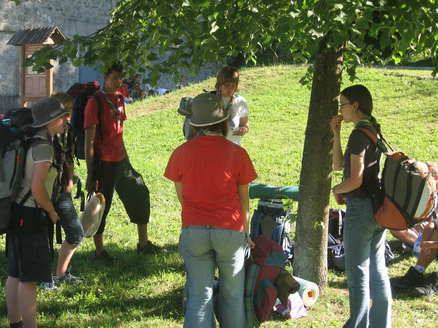 Povzetek dogajanja prvega dne Marmeljade 2007 (uvodna prireditev in dogajanje po vejah)