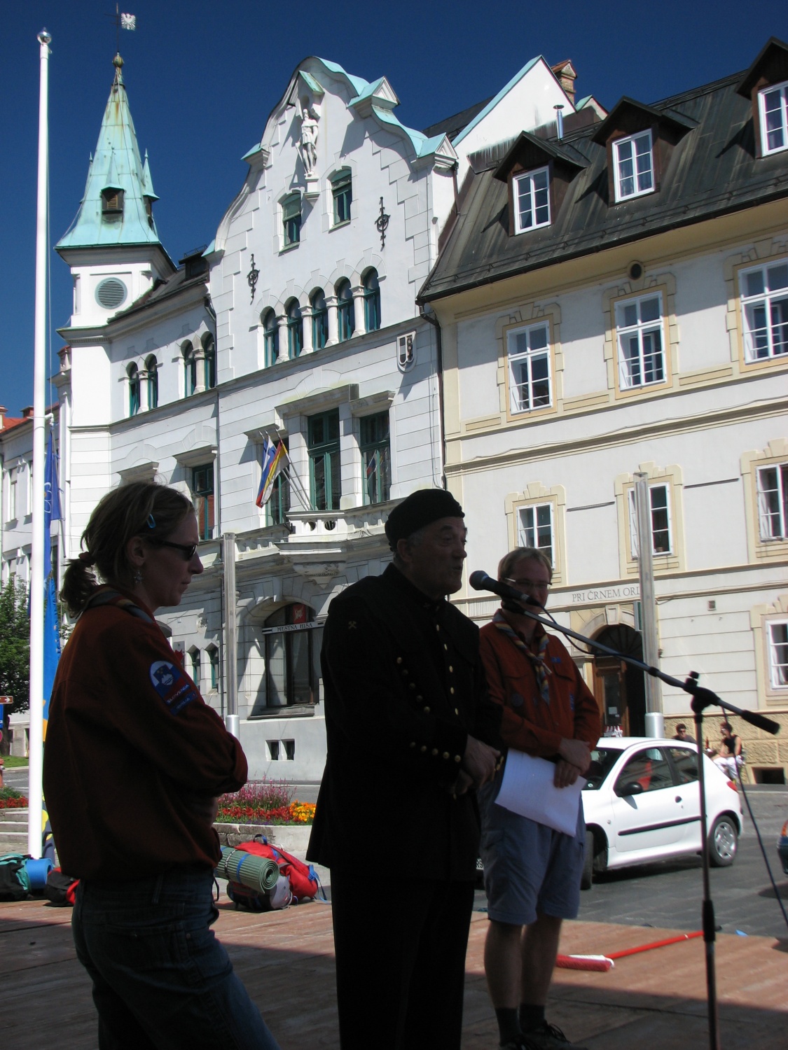 Povzetek dogajanja prvega dne Marmeljade 2007 (uvodna prireditev in dogajanje po vejah)