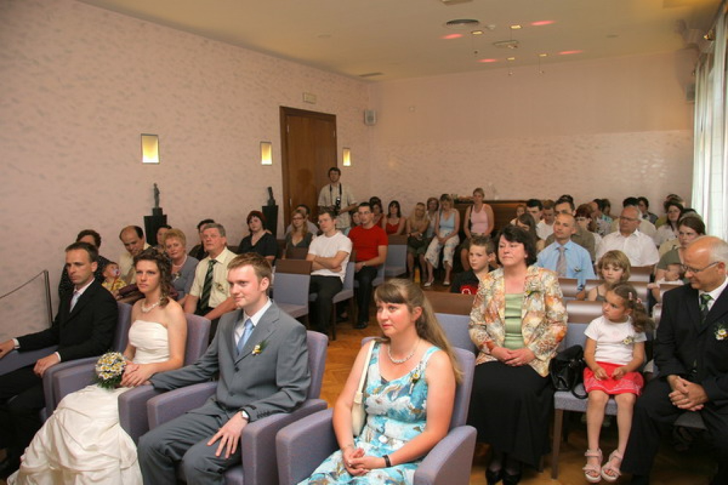 Nekaj slikovnih vtisov z dogajanja na poročni dan