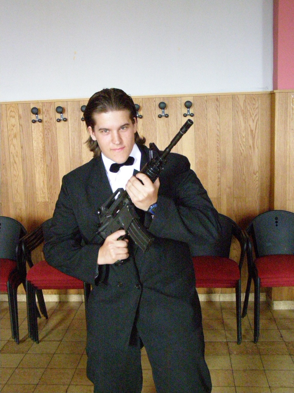 Skavtski mafijski ples