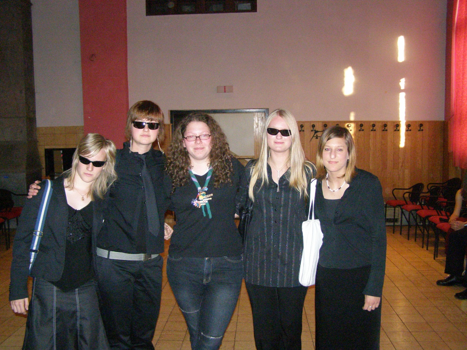 Skavtski mafijski ples