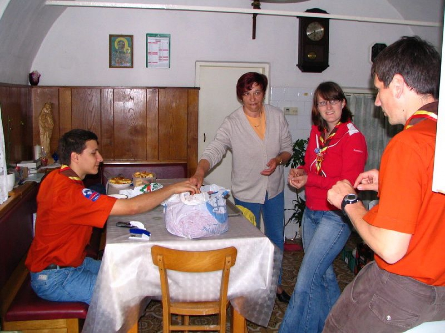 Slike s piknika treh stegov