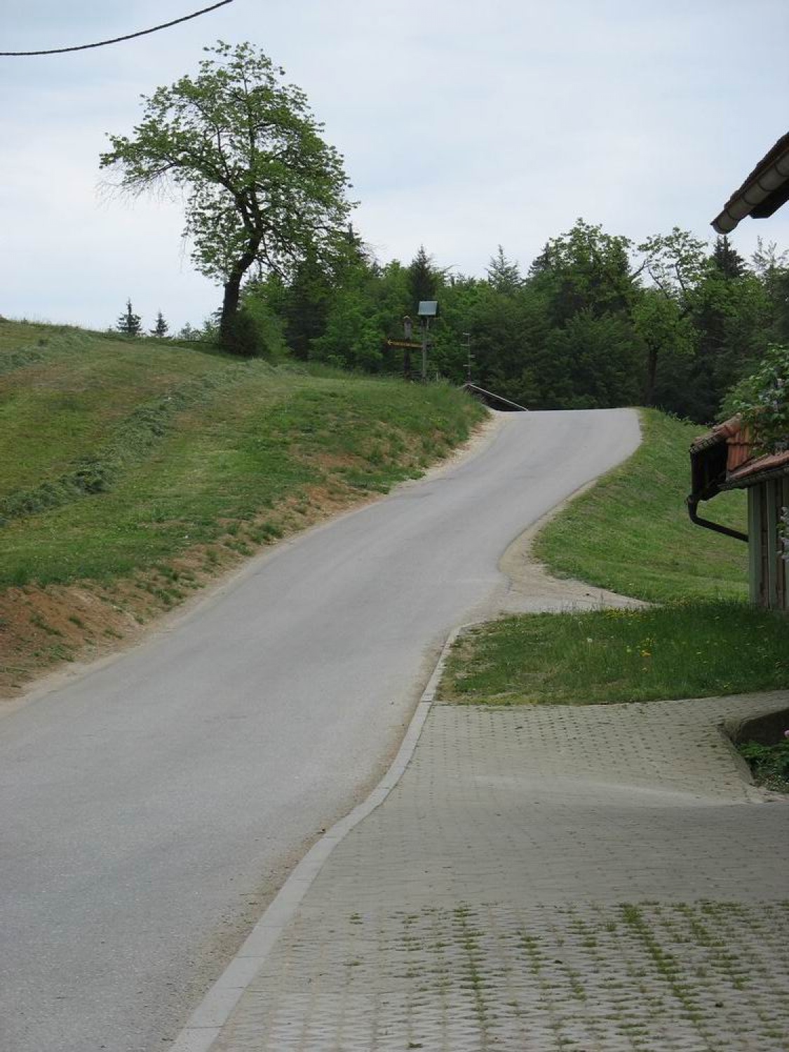 Klanec...položen