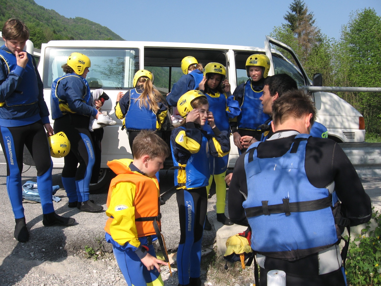 v pričakovanju na rafting