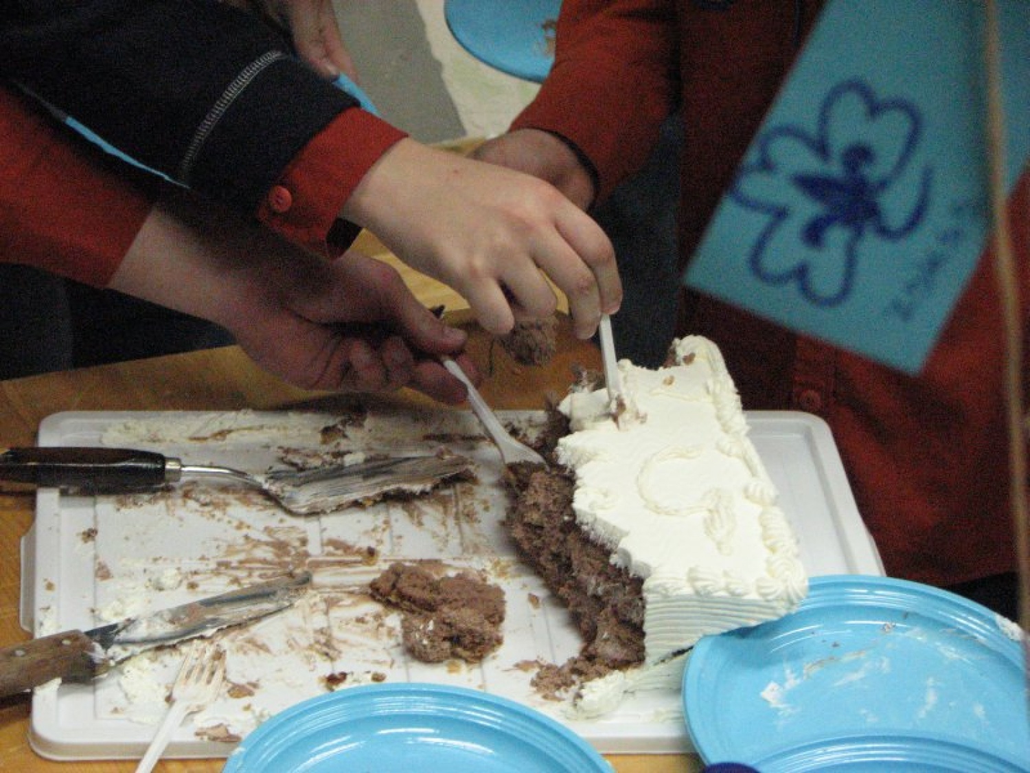 Slike iz dogodka, ko je Kamnik 1 izbiral svoje ime na finalnem glasovanju