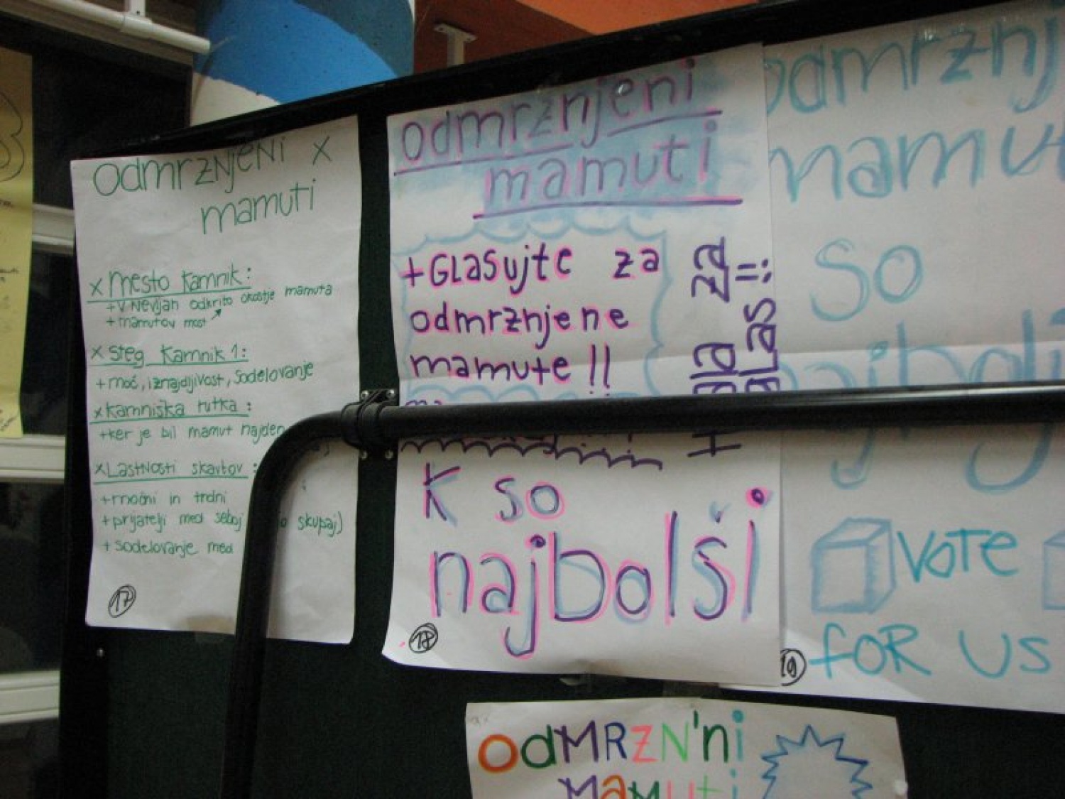 Slike iz dogodka, ko je Kamnik 1 izbiral svoje ime na finalnem glasovanju