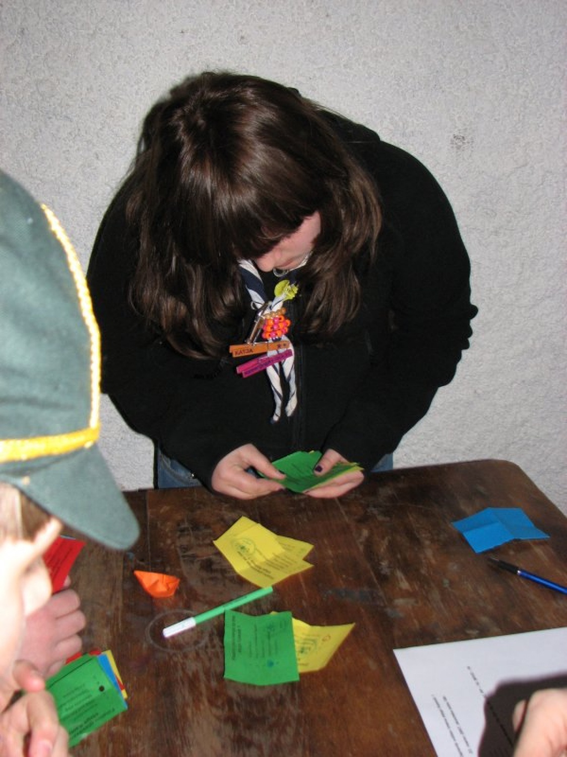 Slike iz dogodka, ko je Kamnik 1 izbiral svoje ime na finalnem glasovanju