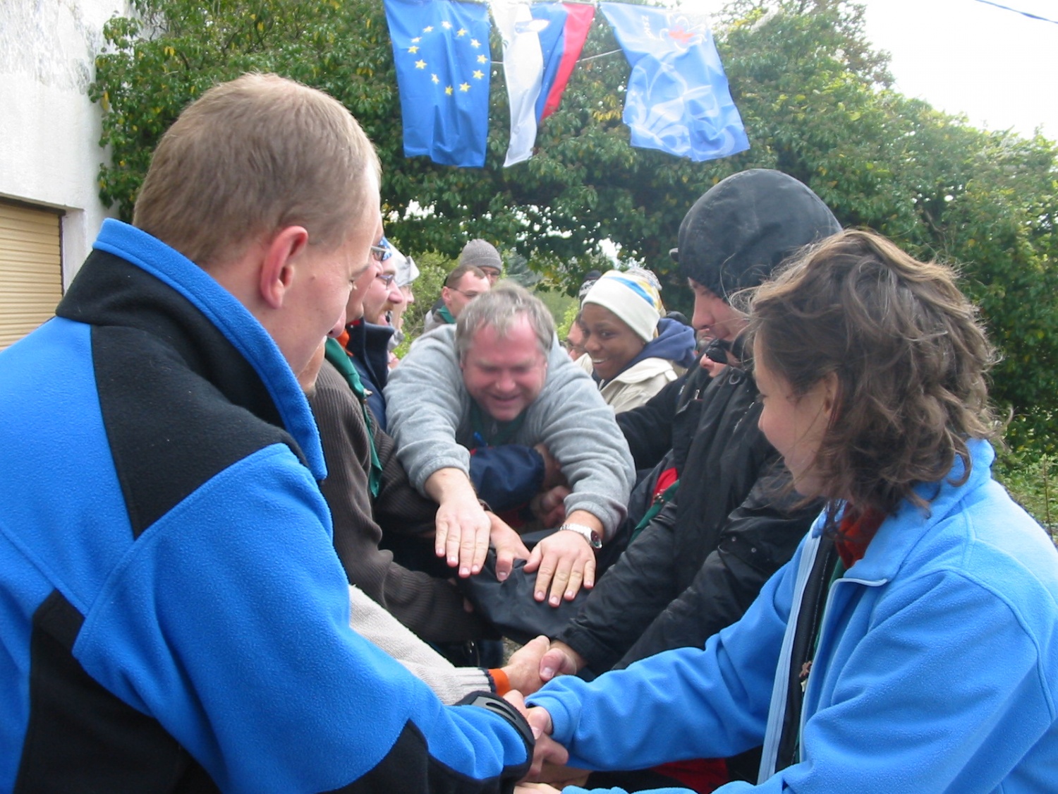 na koncu smo vsakogar tako kot Jona vrgli v morje