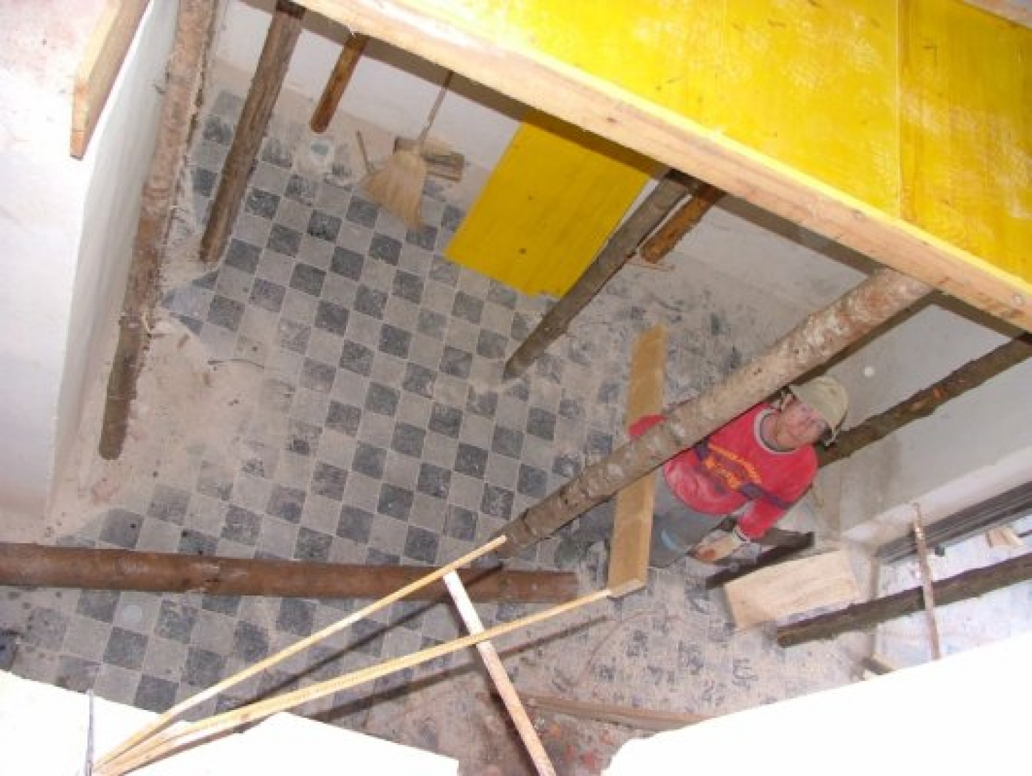 betoniranje plošč v 1. nadstropju