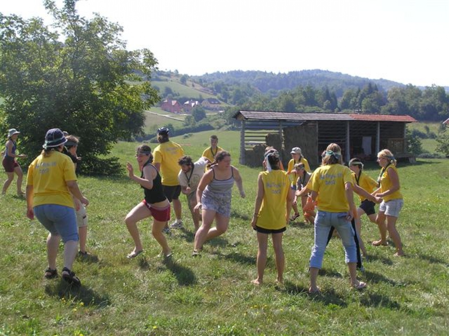 Bežite, Mama Rakša lovi