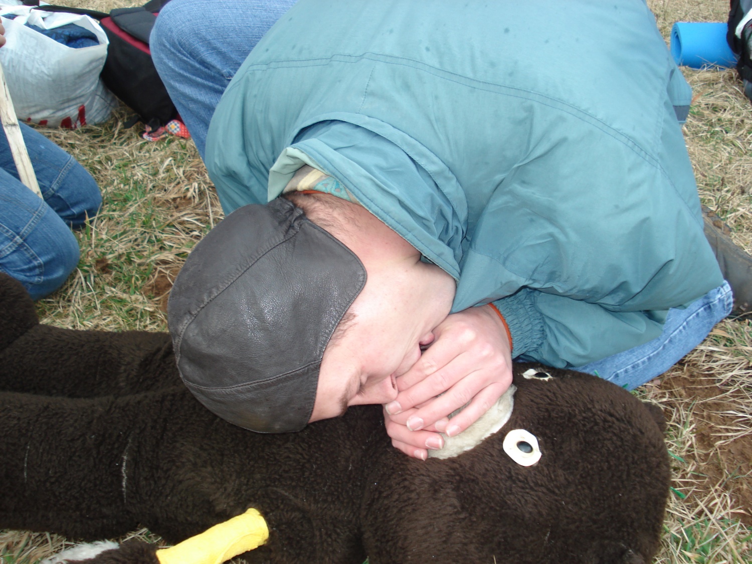Voditelj oživlja slepega potnika