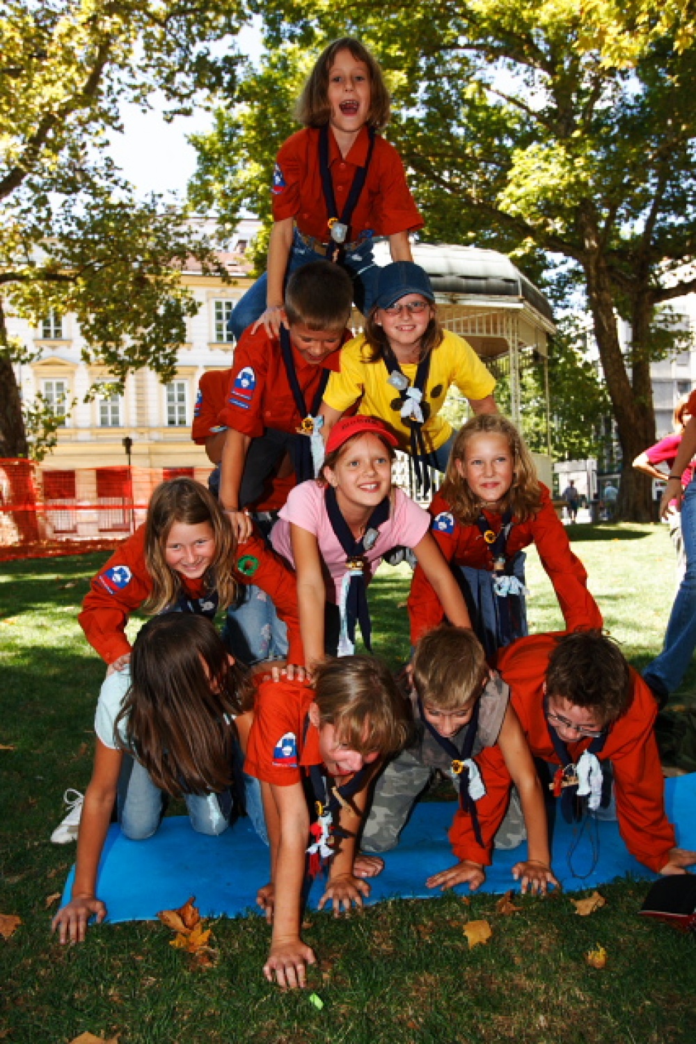Praznovanje stoletnice skavtstva - demo4