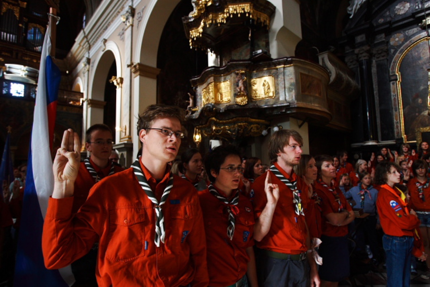 Praznovanje stoletnice skavtstva - demo4