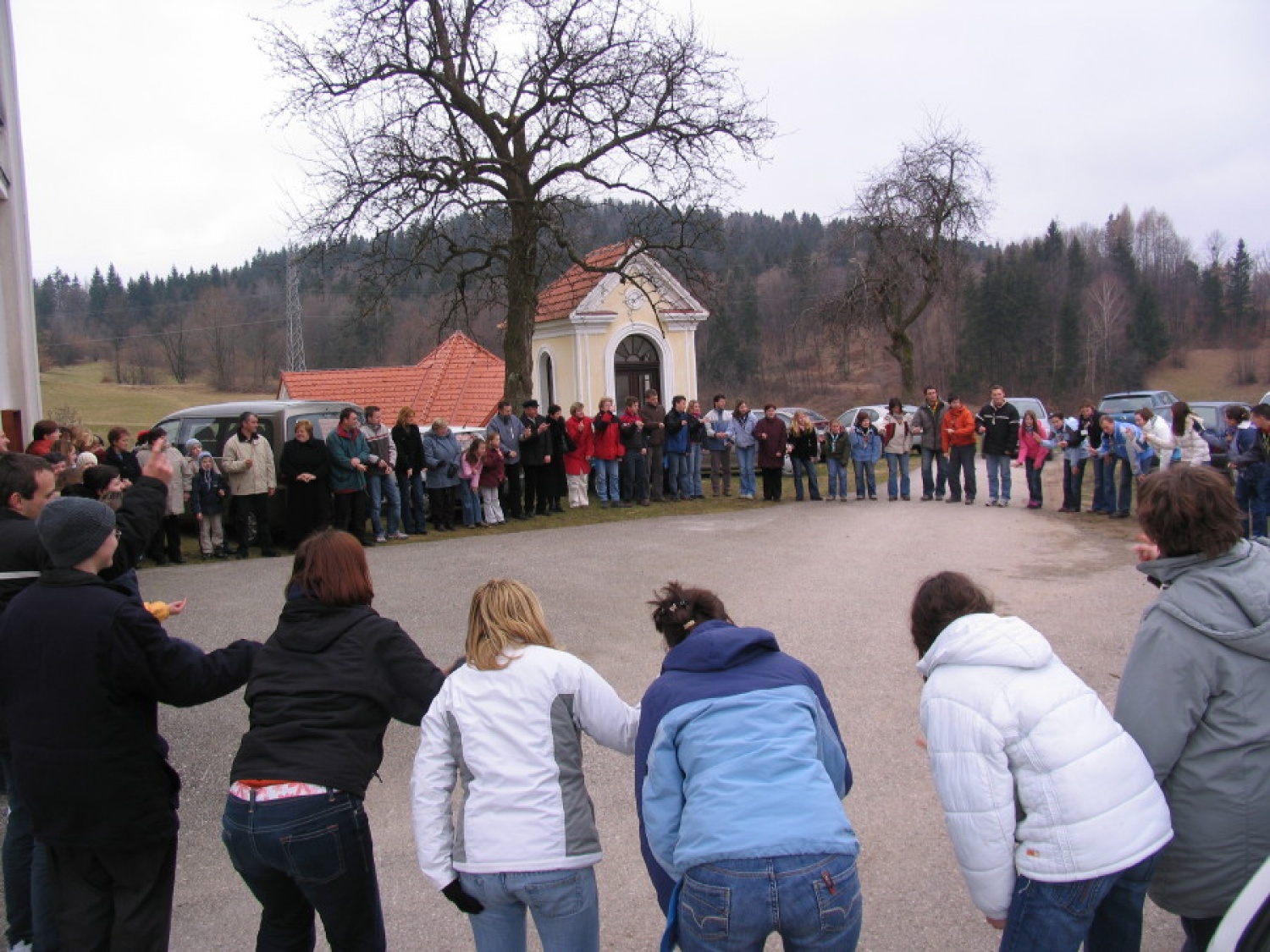 Nekaj fotografij iz dogajanja v Šentlambertu.