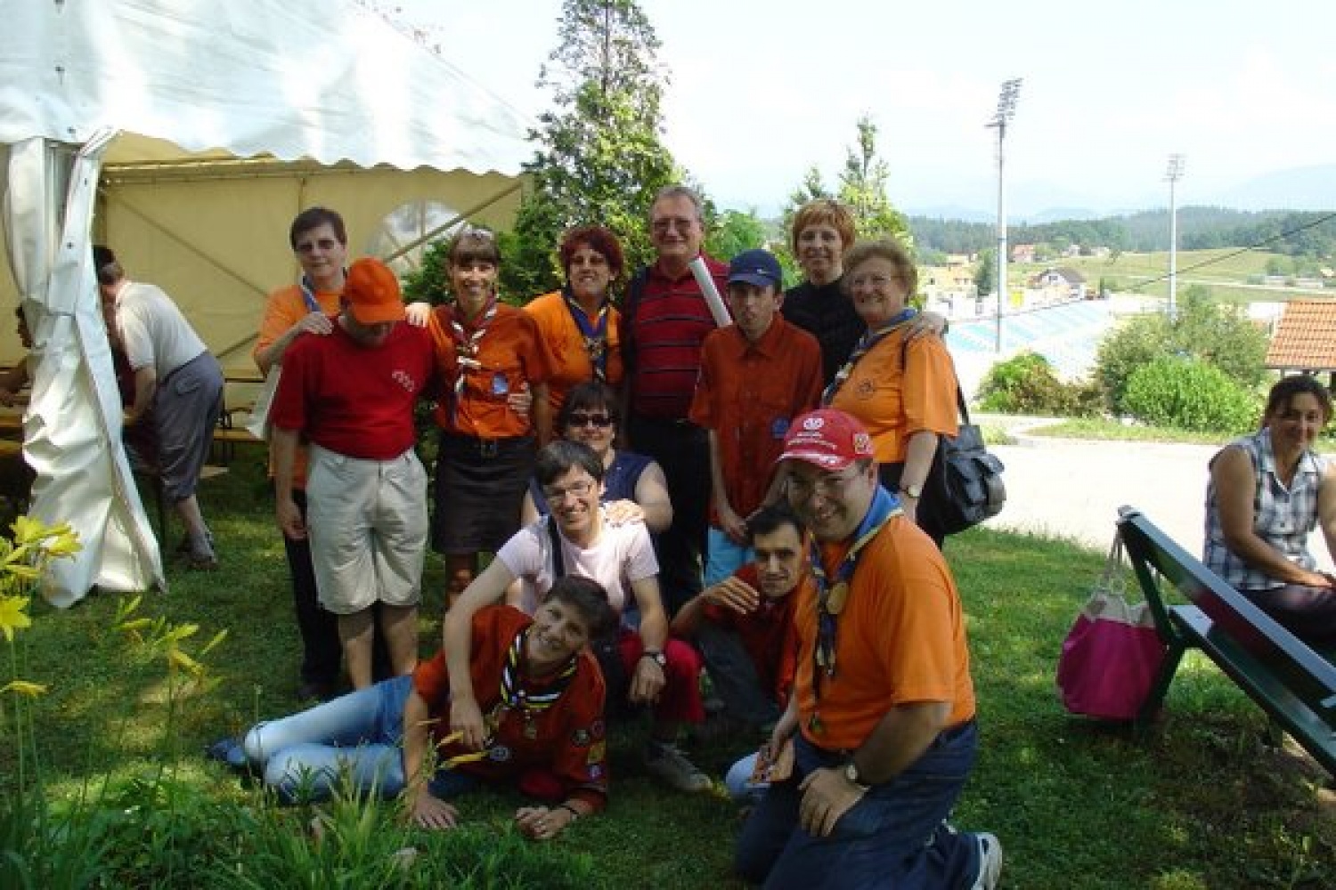 Obisk Centra za varstvo in delo Golovec v Celju, ki smo mu podarili del sredstev, zbranih prek akcije LMB 2006.