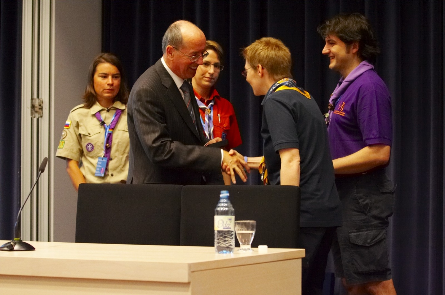 Obiskal nas je predsednik državnega zbora dr. France Cukjati in nas nagovoril.