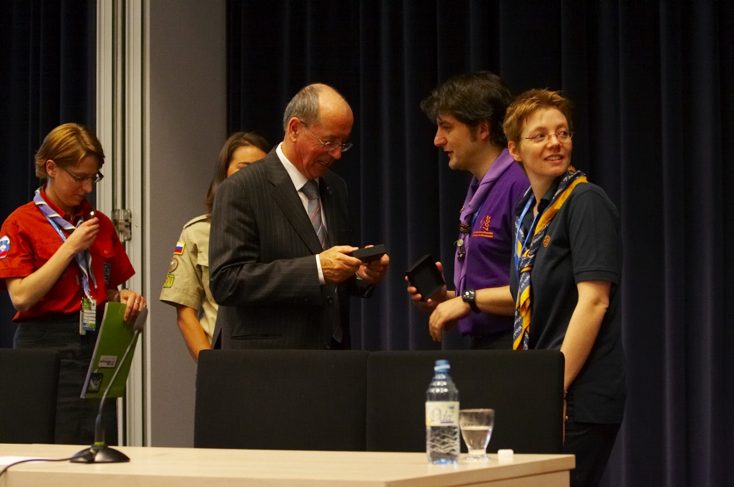 Obiskal nas je predsednik državnega zbora dr. France Cukjati in nas nagovoril.