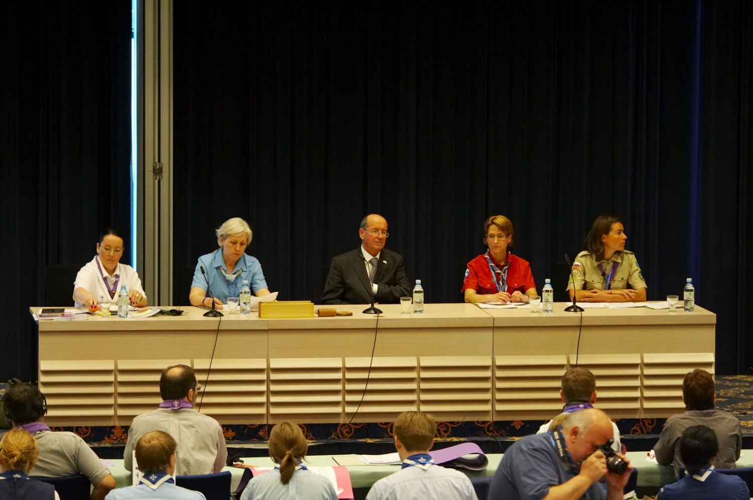 Obiskal nas je predsednik državnega zbora dr. France Cukjati in nas nagovoril.