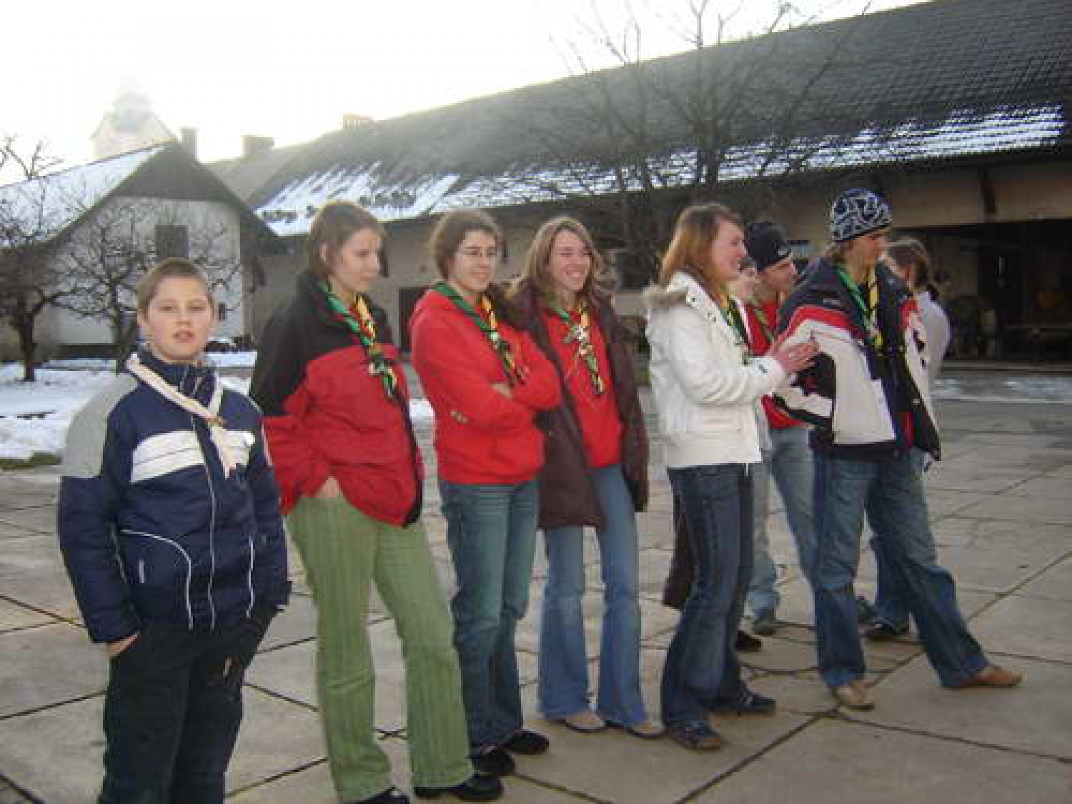 Dogajanje na skavtkem dogodku Skavtski talenti odra, ki ga je pripravil klan Drznih skovikov iz ŠL 2