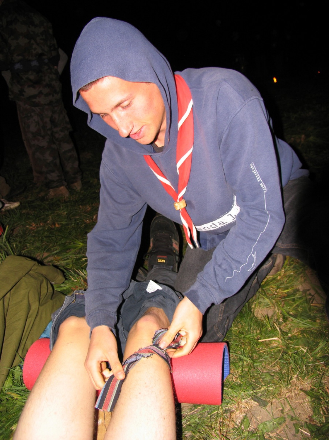 Okrog 120 skavtinj in skavtov vse Slovenije se je v popoldanskih sobotnih urah 28. aprila zbralo sredi Ljubljanskega barja na "Opičjem otoku". Pred njimi je bila nočna igra - Divja jaga, kjer so se vživeli v pirate in iskali zaklad.