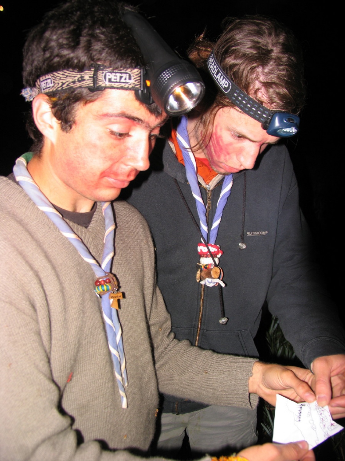 Okrog 120 skavtinj in skavtov vse Slovenije se je v popoldanskih sobotnih urah 28. aprila zbralo sredi Ljubljanskega barja na "Opičjem otoku". Pred njimi je bila nočna igra - Divja jaga, kjer so se vživeli v pirate in iskali zaklad.